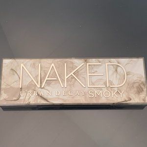 Urban Decay Naked Smoky Eyeshadow Palette